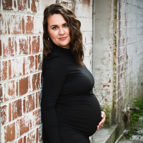 Meet your Posher, Heather! - Picture 2 of 5